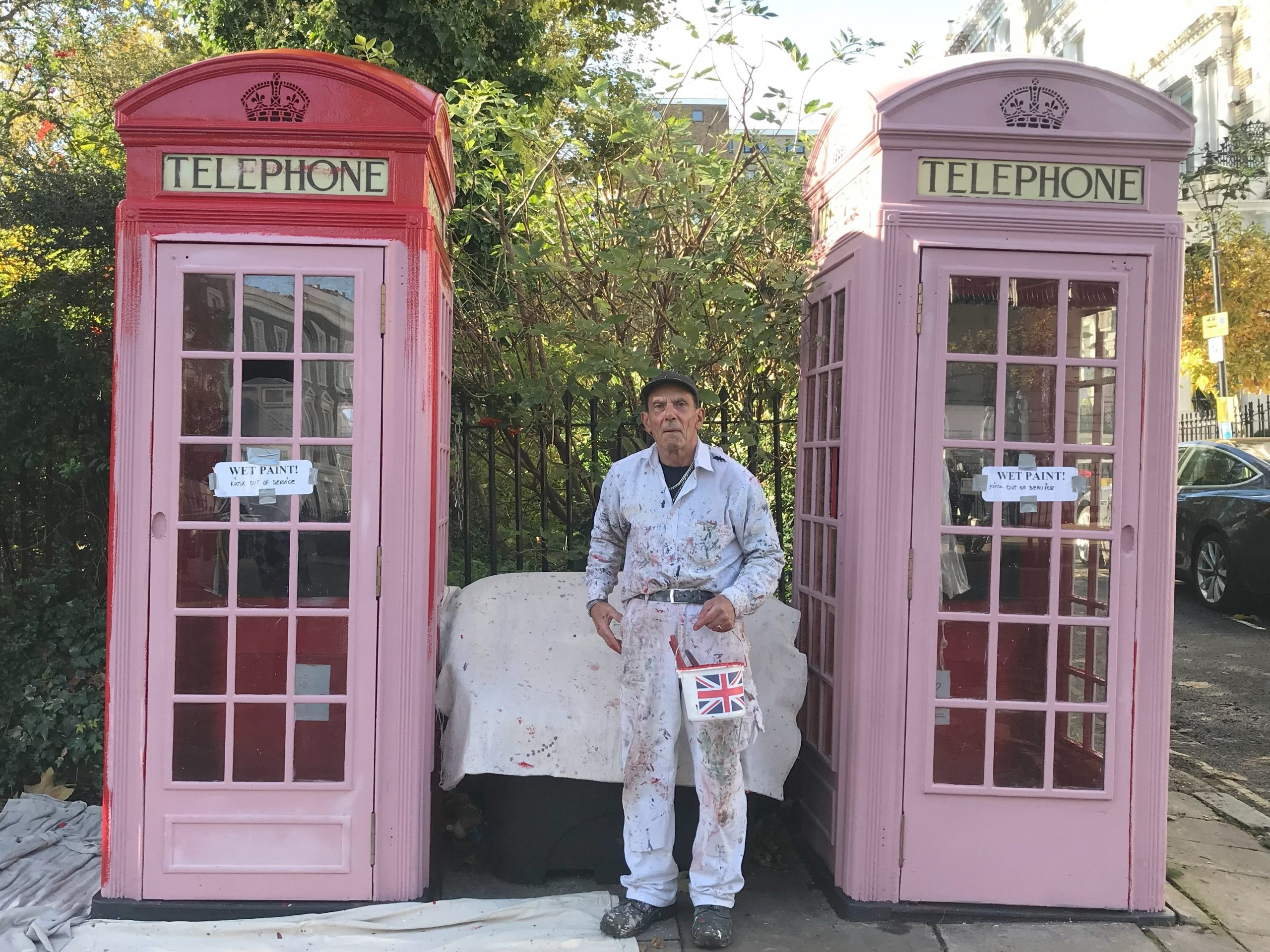 The Volunteer Phone Box Painter – On The Hill